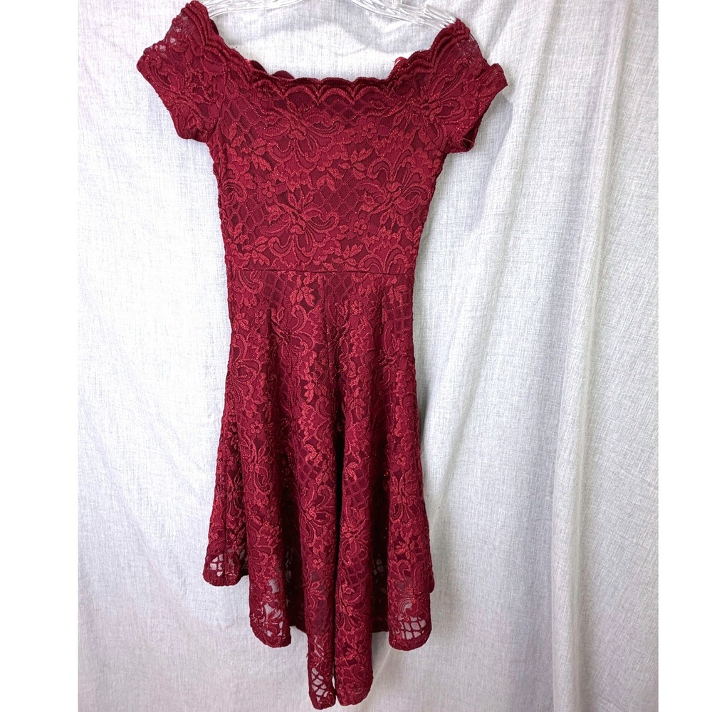 City Triangles Burgundy Lace Off Shoulder Fit Flare Juniors‎ Dress Size 1 Dance